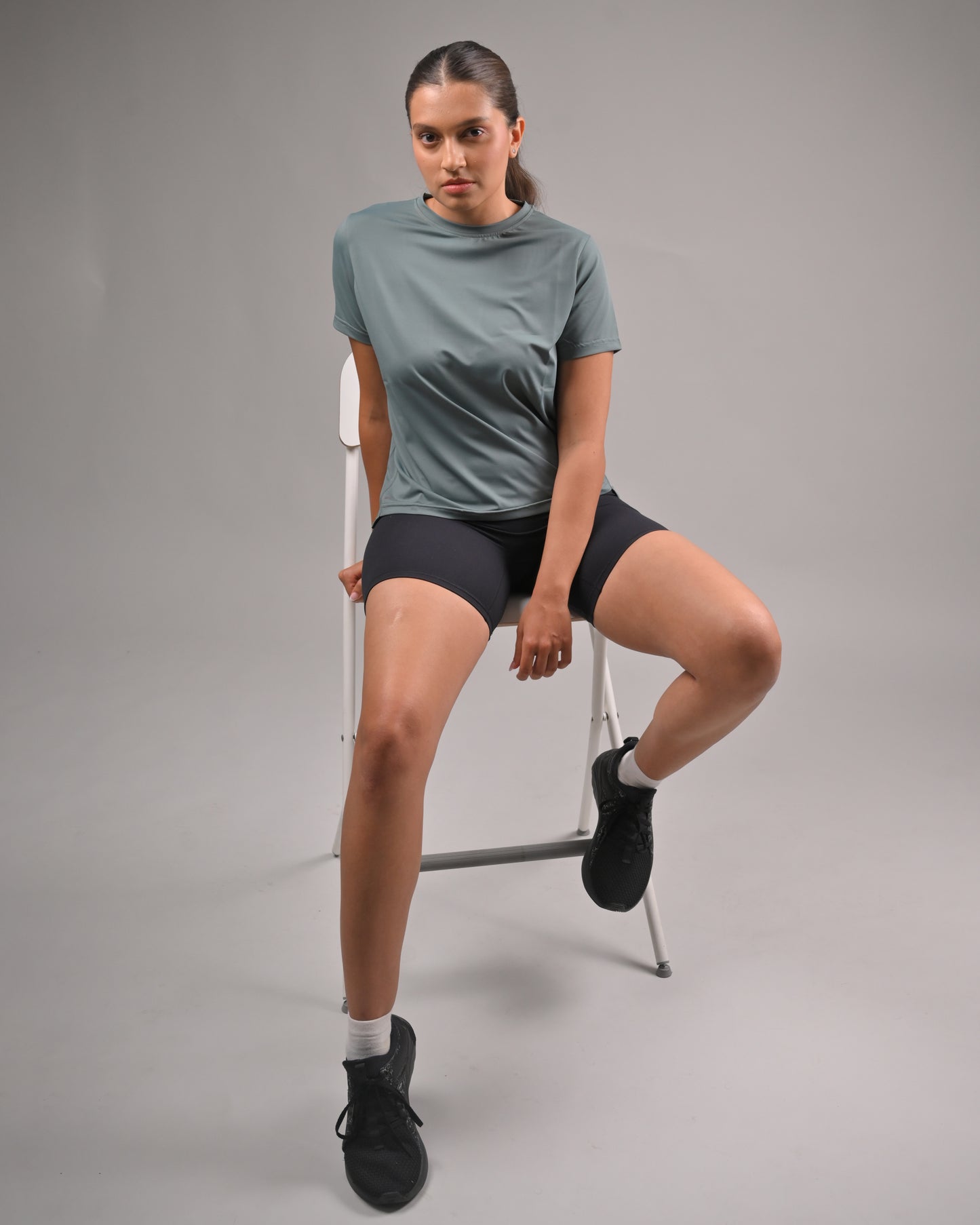 Aura Tee
